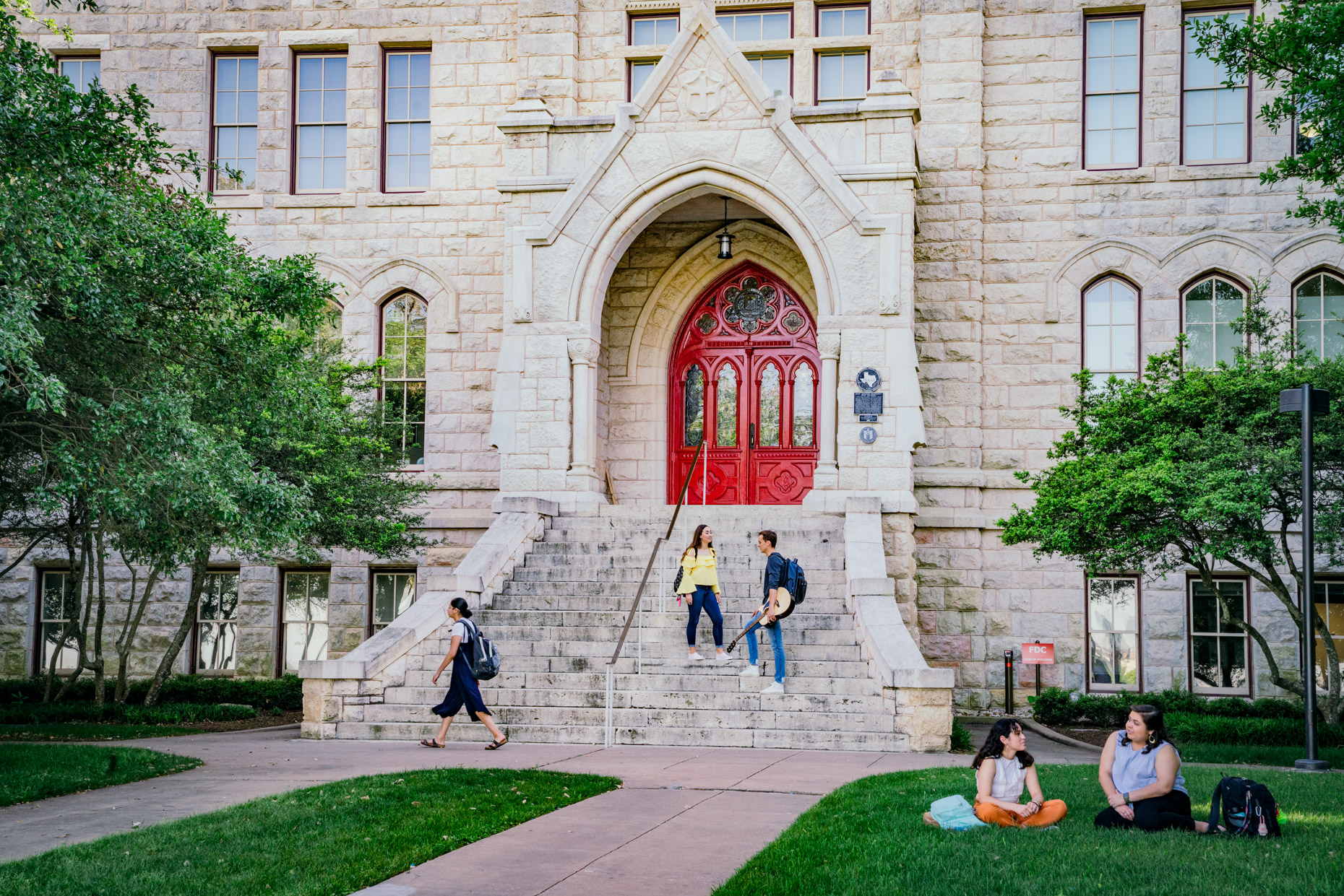 College students on campus of St Edwards University